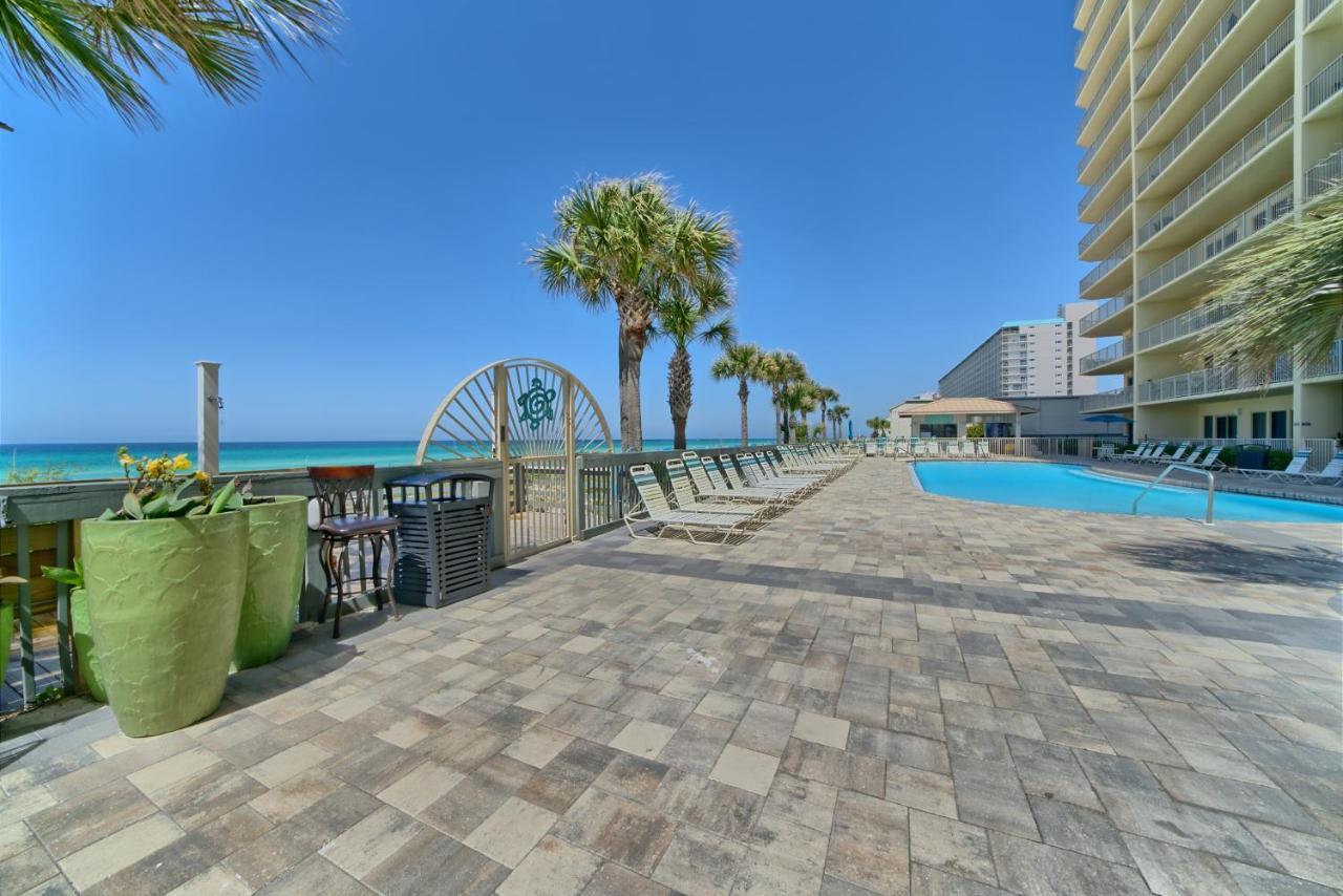 Luxurious High-rise With Spacious Balcony Facing The Ocean - Unit 1805 *