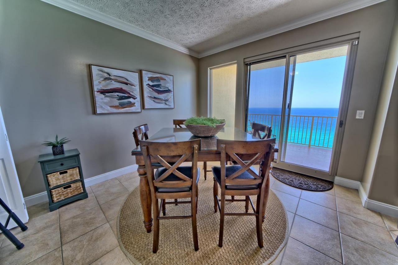 Luxurious High-rise With Spacious Balcony Facing The Ocean - Unit 1805 Apartment *